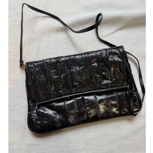 Leather of the Sea vintage bags are uncommon but similar 1970s–1990s